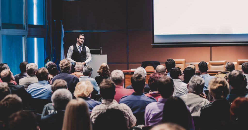 business students listening to a lecture